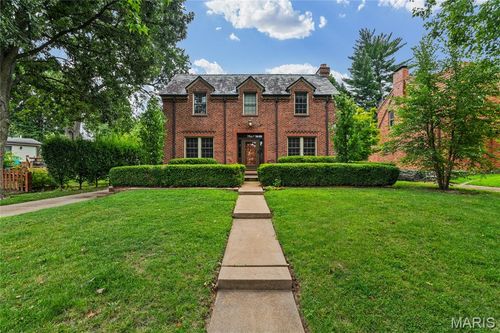 7400 Warwick Dr, Saint Louis, MO, 63121-2435 | Card Image