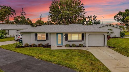 8391 Pickwick Rd, NORTH PORT, FL, 34287-2075 | Card Image