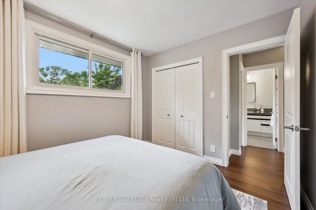 125 Macgregor Cres, House other with 3 bedrooms, 2 bathrooms and 5 parking in Waterloo ON | Image 23