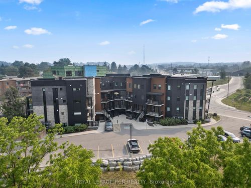 102-17 Centre St, Orangeville, ON, L9W7S6 | Card Image