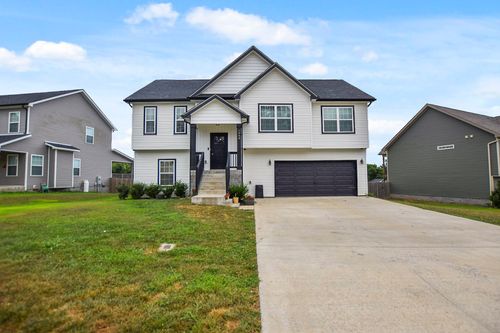 1340 Sussex Dr, Clarksville, TN, 37042-2027 | Card Image