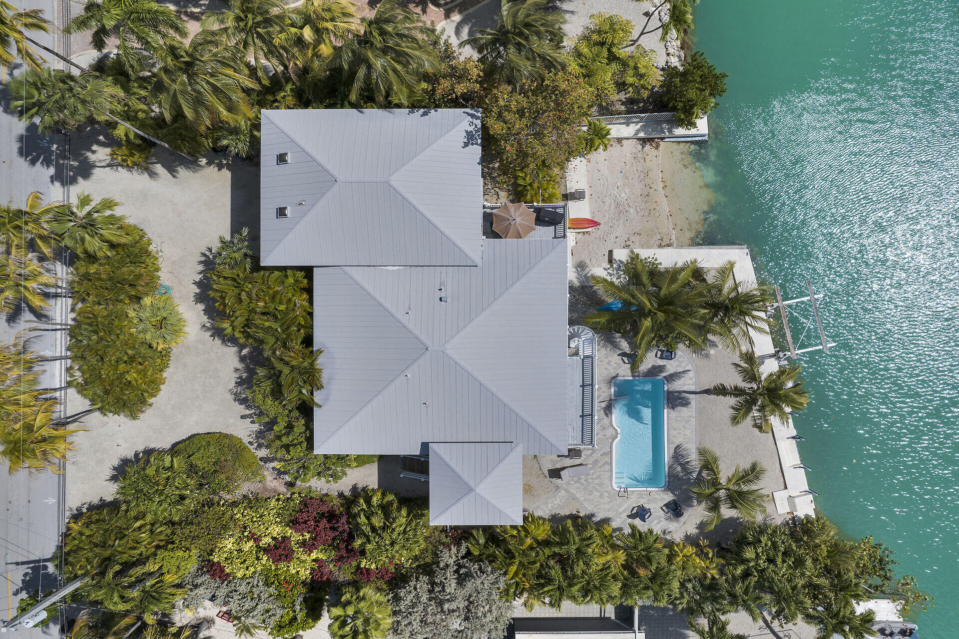 Point Dr, Summerland Key, FL 33042