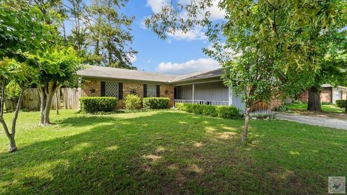 244 Hickerson Ave, Wake Village, TX, 75501-1501 | Card Image