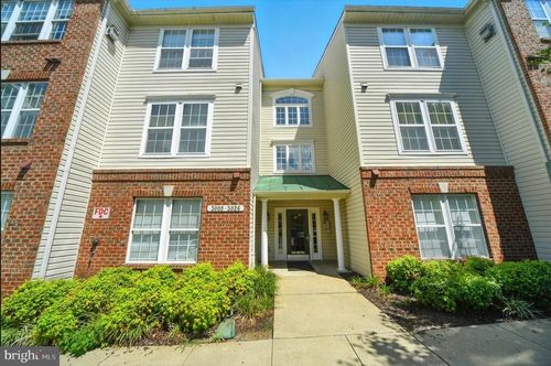 3006-3006 Hunting Ridge Dr, Owings Mills, MD, 21117-4950 | Card Image
