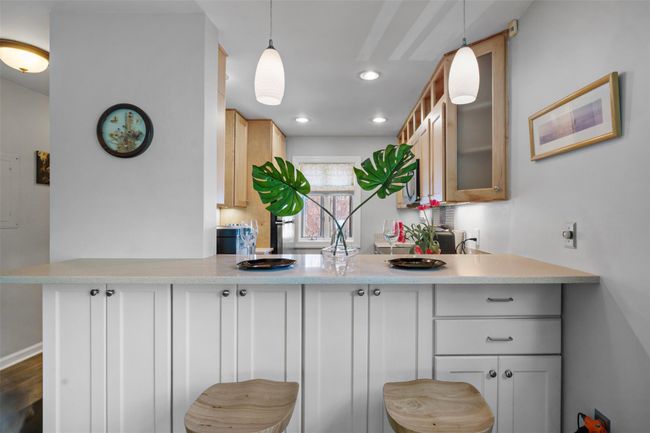 83 Hudson Point Ln, Condo with 2 bedrooms, 2 bathrooms and null parking in Ossining NY | Image 4
