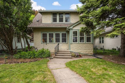 1675 Watson Ave, Saint Paul, MN, 55116-1433 | Card Image