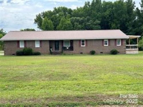 444 Brooke Rd, Cheraw, SC, 29520-5714 | Card Image