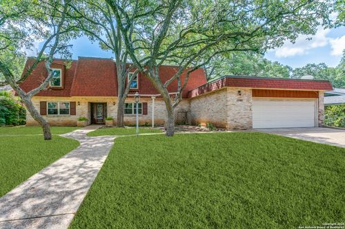 11102 Whisper Hollow St, San Antonio, TX, 78230-3609 | Card Image