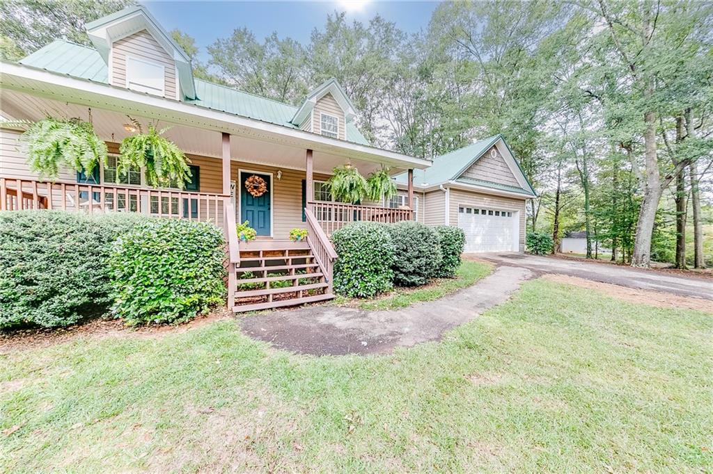 Athens St, Homer, GA 30547