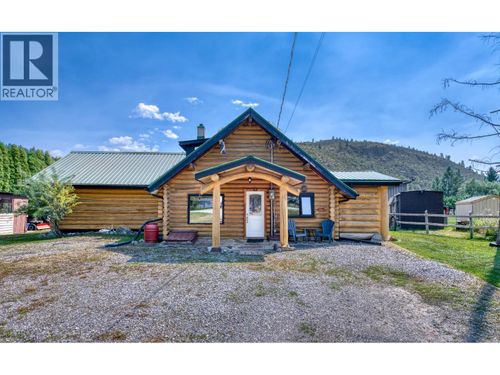 9250 Kyrke St, Elko, BC, V0B1T3 | Card Image