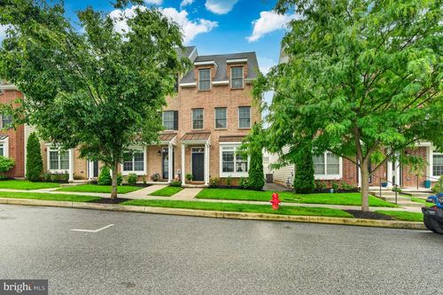 610 D St, KENNETT SQUARE, PA, 19348-3273 | Card Image
