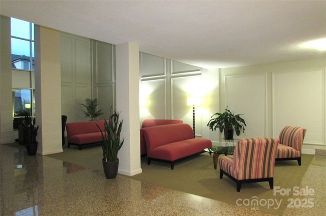 Main lobby | Image 24