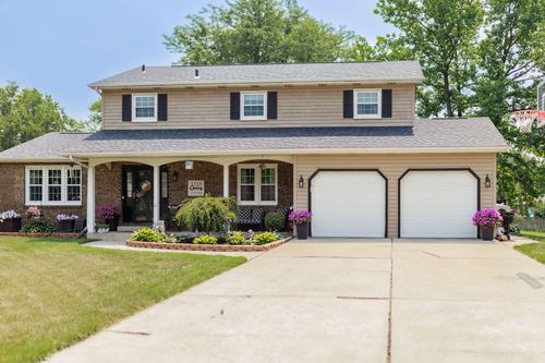 1521 W 4th St, Hobart, IN, 46342 | Card Image