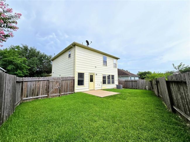 22911 Twisting Maple Ct, House other with 3 bedrooms, 3 bathrooms and 2 parking in Spring TX | Image 5