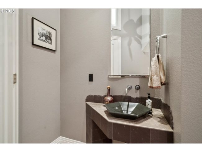 1276 Nw Meadows Dr, House other with 4 bedrooms, 3 bathrooms and 3 parking in McMinnville OR | Image 27