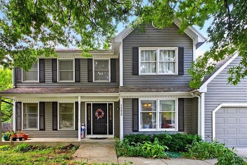 15820 W 150th Ter, Olathe, KS, 66062-4661 | Card Image