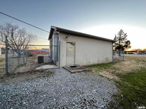 244 N Lincoln Blvd, Shawneetown, IL, 62984-2004 | Card Image