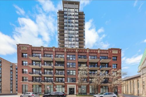 1603-210 S Desplaines St, Chicago, IL, 60661-5576 | Card Image