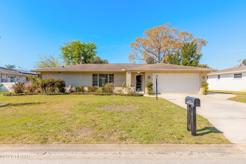 1236 Golfview Drive, Daytona Beach, FL, 32114 | Card Image
