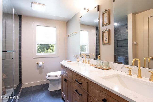 Full bath on main floor | Image 14