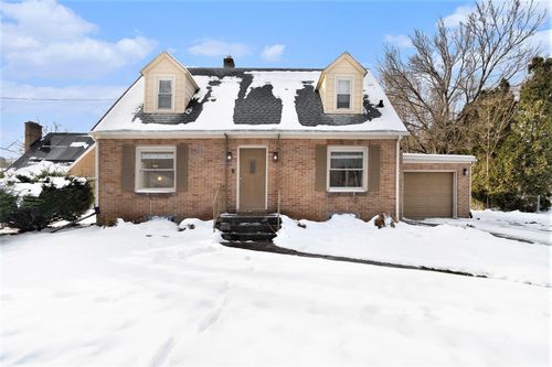 1725 Nichols Rd, Kalamazoo, MI, 49006-2067 | Card Image