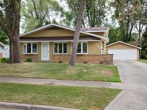 340 Winnebago St, Park Forest, IL, 60466-1318 | Card Image