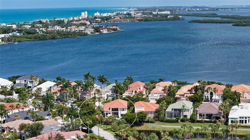 3563 Fair Oaks Ln, LONGBOAT KEY, FL, 34228-4121 | Card Image