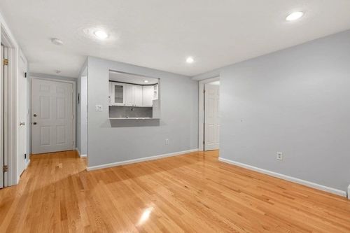 apt-g-30 Peterborough St, Boston, MA, 02215-4919 | Card Image