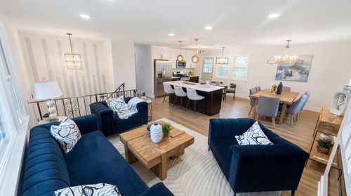 3211 Birchwood Dr, Hazel Crest, IL, 60429-1032 | Card Image