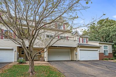 Large garage space 6764_Meadow_Grass3_mls.jpg | Image 3