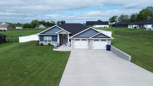 215 Carel Rd, Jefferson City, MO, 65109-3394 | Card Image