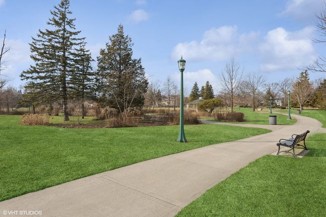 Park access at the end of the street. | Image 33
