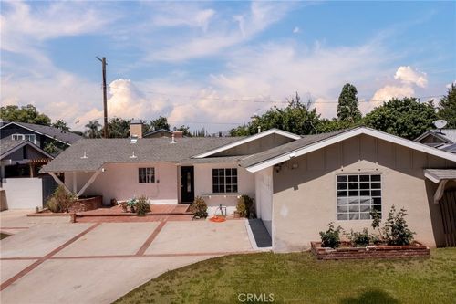 7729 Sedan Ave, West Hills, CA, 91304-4547 | Card Image
