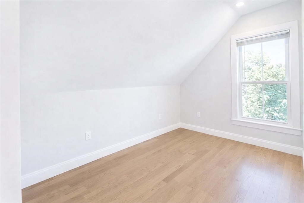 Residential Lease in Boston 5