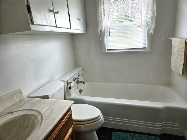355 E Elm St, House other with 3 bedrooms, 2 bathrooms and 2 parking in Homer City PA | Image 23