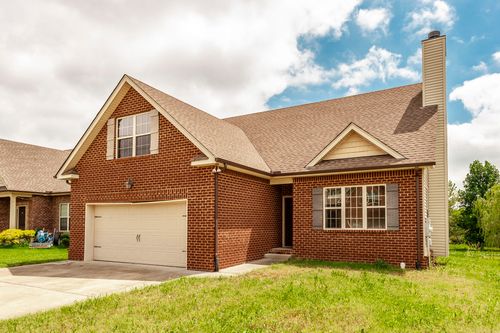 1040 Harper Dean Way, Gallatin, TN, 37066-1487 | Card Image
