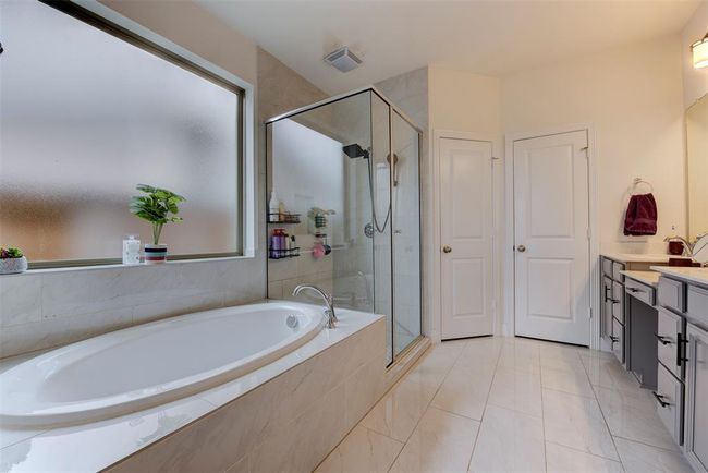 28930 Hauter Way, House other with 4 bedrooms, 3 bathrooms and 2 parking in Fulshear TX | Image 21