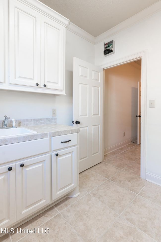 59-LaundryRoom | Image 69