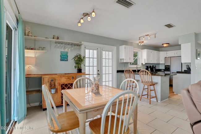 724 1 St St S, Home with 5 bedrooms, 5 bathrooms and null parking in Jacksonville Beach FL | Image 60