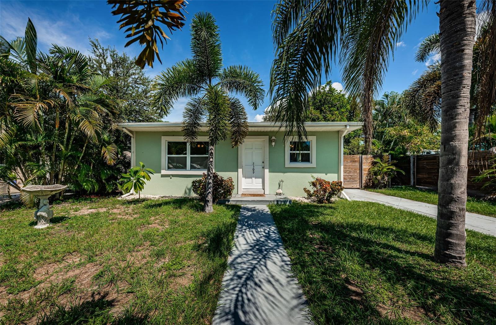 14th Ave, Gulfport, FL 33707