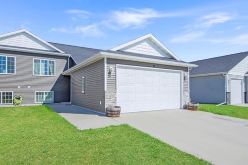 3420 17th St S, Moorhead, MN, 56560-7039 | Card Image