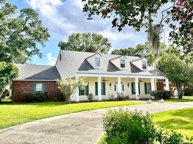 627 W Main St, House other with 3 bedrooms, 3 bathrooms and null parking in Gonzales LA | Image 22