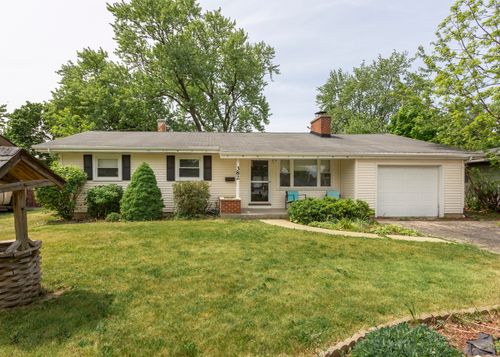 382 Keith Ave, Crystal Lake, IL, 60014-7215 | Card Image