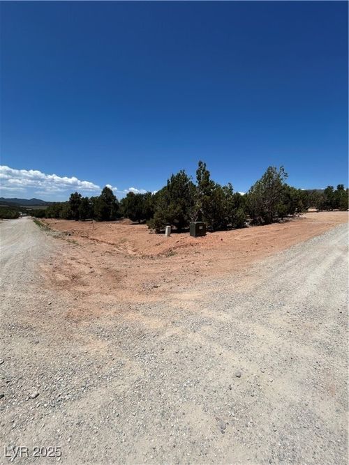 17680 Harmony Ln, Cedar City, UT, 84720-4700 | Card Image