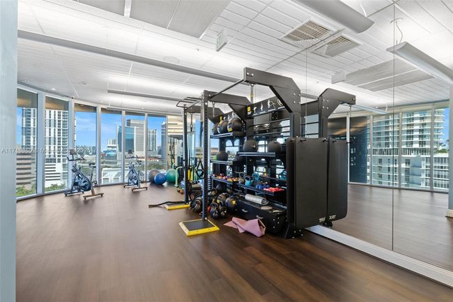 APT-3111 - 185 Sw 7 Th St, Condo with 3 bedrooms, 3 bathrooms and null parking in Miami FL | Image 29
