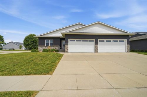 400 Allison Ave, La Porte City, IA, 50651-9606 | Card Image