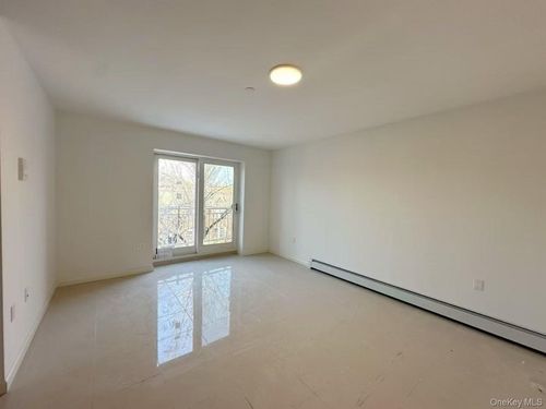 8834 54th Avenue, New York, NY, 11373 | Card Image