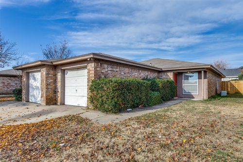 3618 Hulen Park Cir, Fort Worth, TX, 76123-1426 | Card Image