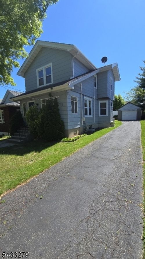 362 Columbia Blvd, Wood Ridge, NJ, 07075-1504 | Card Image