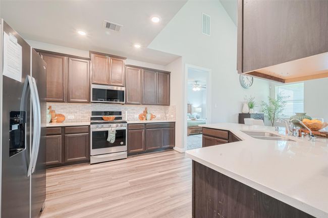 8927 Jasper Lake Dr, House other with 4 bedrooms, 4 bathrooms and 2 parking in Cypress TX | Image 4